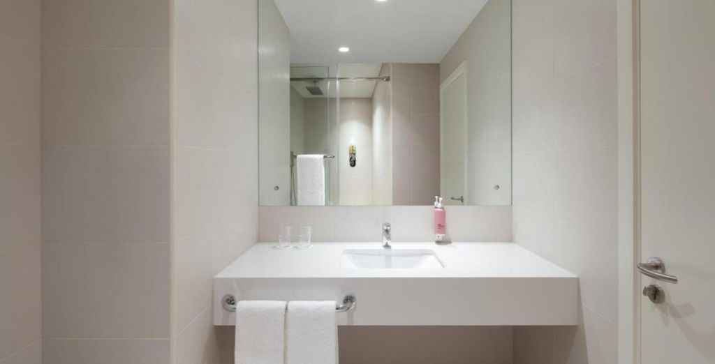 Hotel Rove City Walk con volo in elicottero incluso
