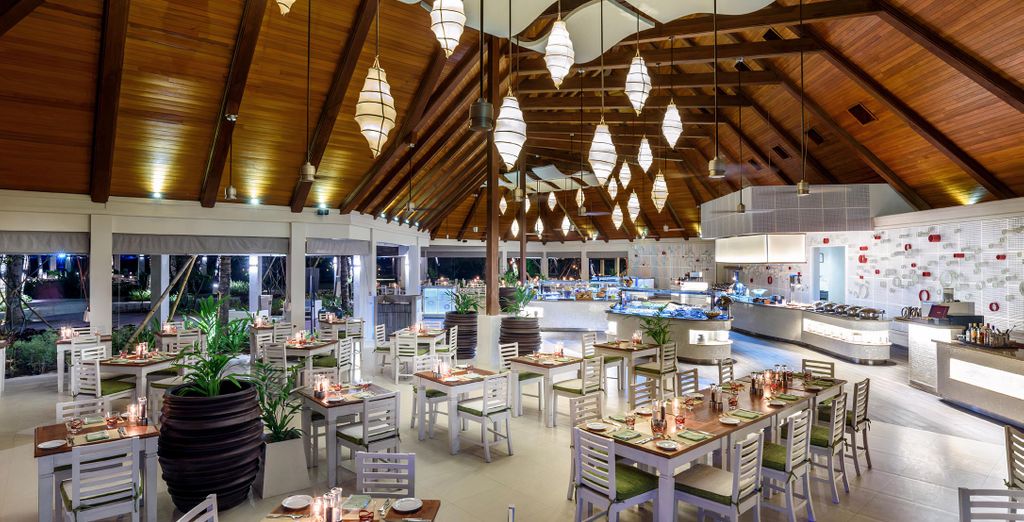 Kurumba Maldives 5*