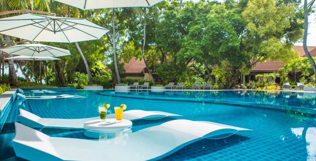 Kurumba Maldives 5*