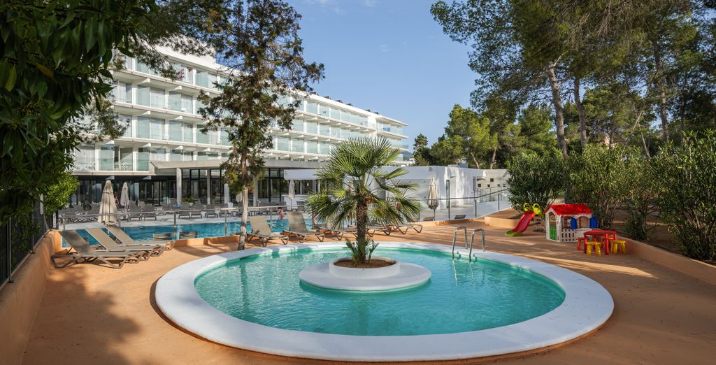 Els Pins Resort & Spa 4*