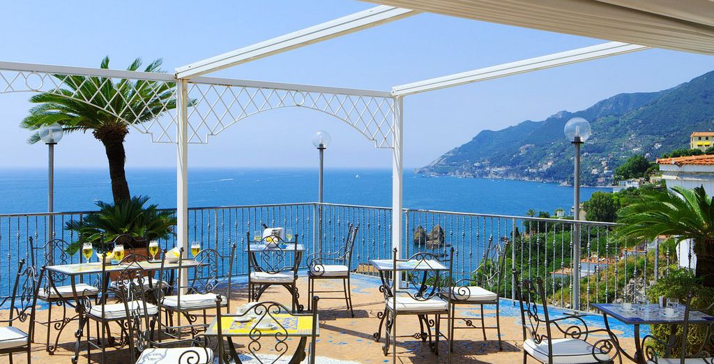 Lloyd's Baia Hotel 4*