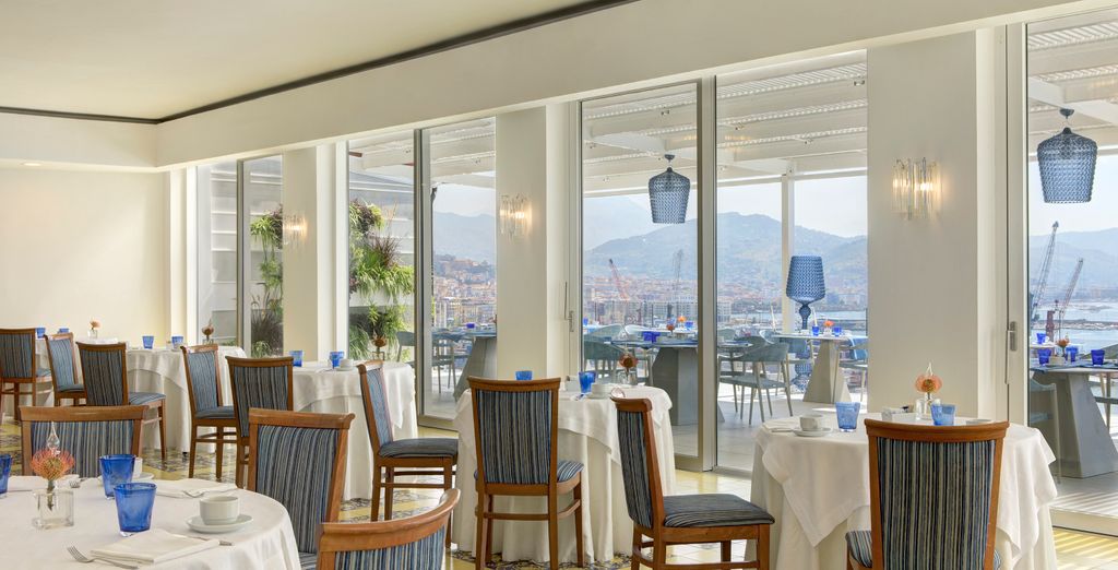 Lloyd's Baia Hotel 4*