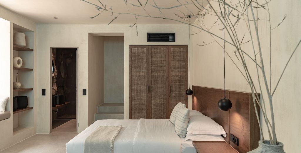 Seven Rocks Suites 4*