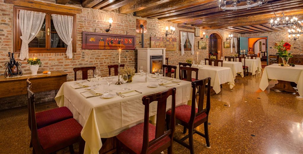 Hotel Villa Tacchi 4*