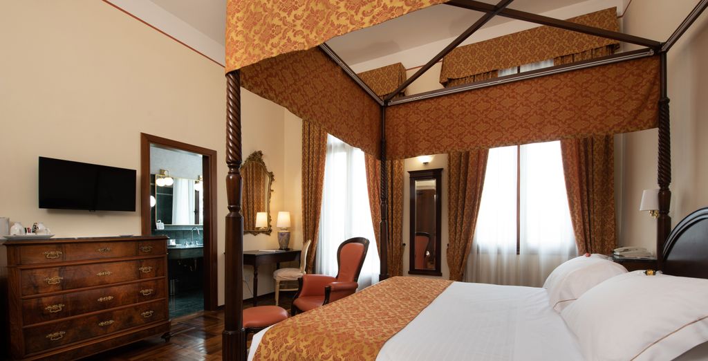 Hotel Villa Tacchi 4*