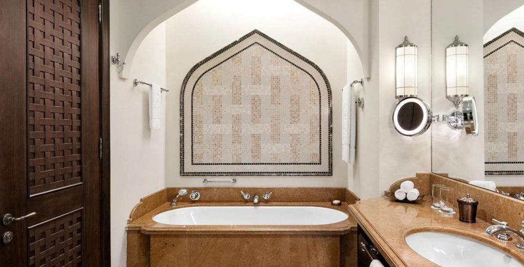 Shangri La Hotel Qaryat Al Beri Abu Dhabi 5*