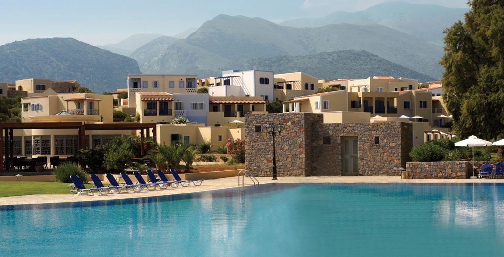 Kalimera Kriti Hotel & Village Resort 5*