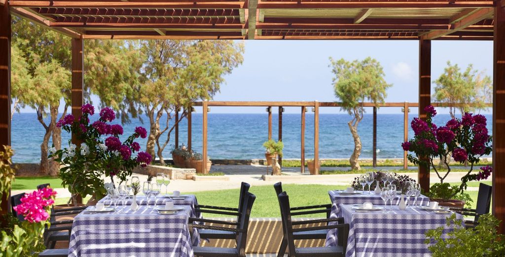 Kalimera Kriti Hotel & Village Resort 5*