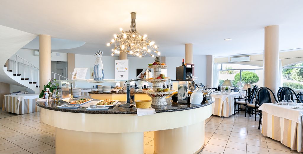 Hotel LIVVO Risco del Gato Suites 4*