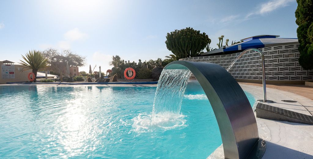 Hotel LIVVO Risco del Gato Suites 4*