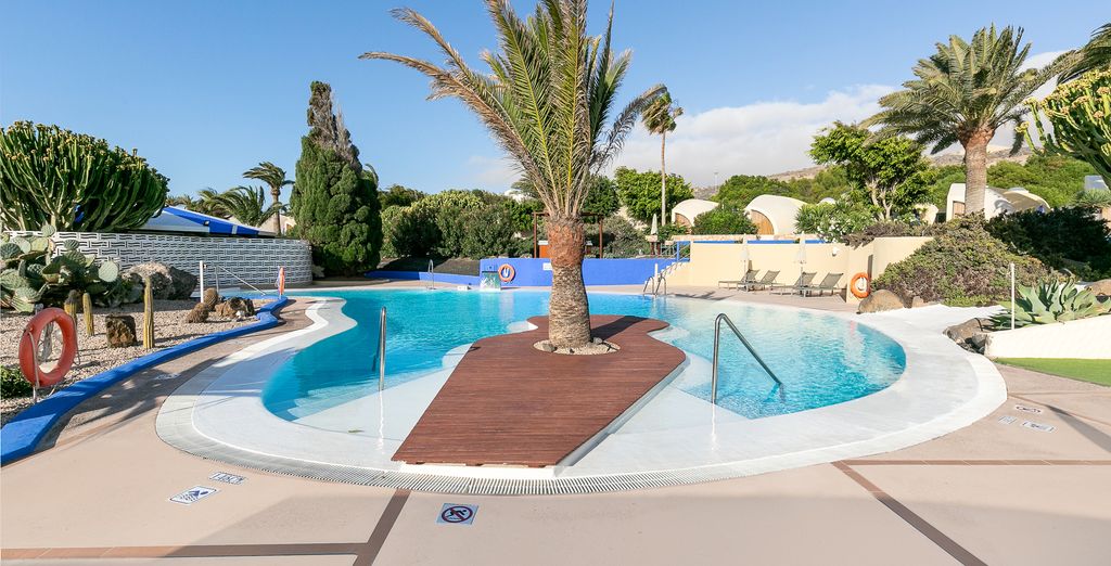 Hotel LIVVO Risco del Gato Suites 4*