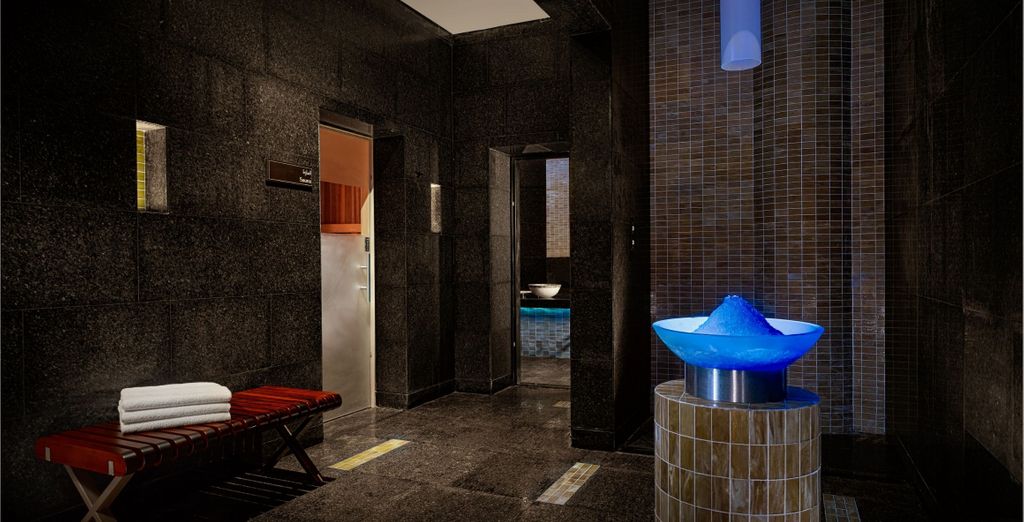 Andaz Dubai The Palm by Hyatt 5* e Grand Hyatt Abu Dhabi Hotel & Residences Emirates Pearl 5*