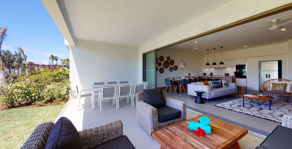 Mythic Suites & Villas 5*