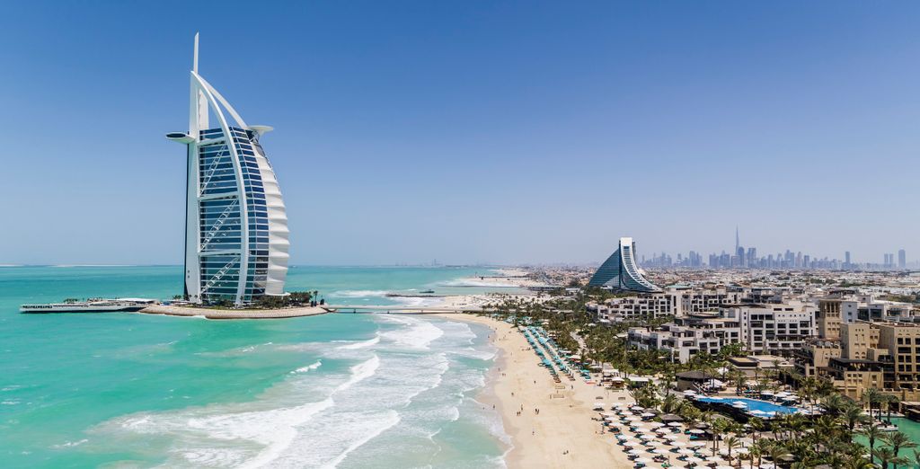 Jumeirah Emirates Towers 5*