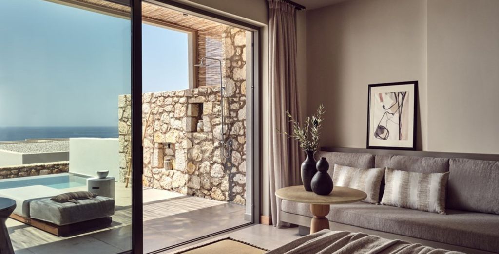 The Royal Senses Resort & Spa, Curio Collection by Hilton 5*