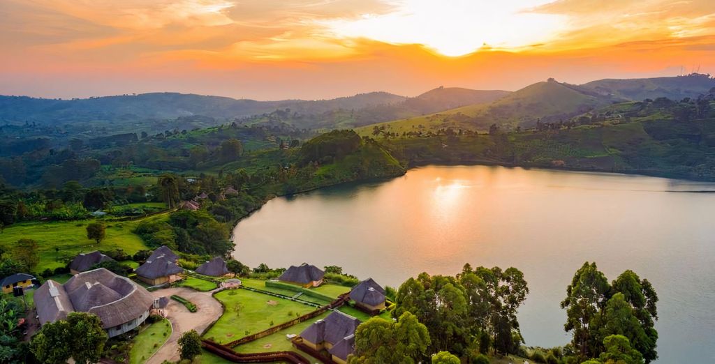 Tour privato di 13 notti alla scoperta delle meraviglie dell'Uganda