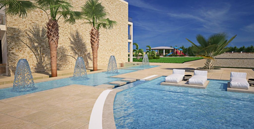 Laguna Holiday Resort 4*