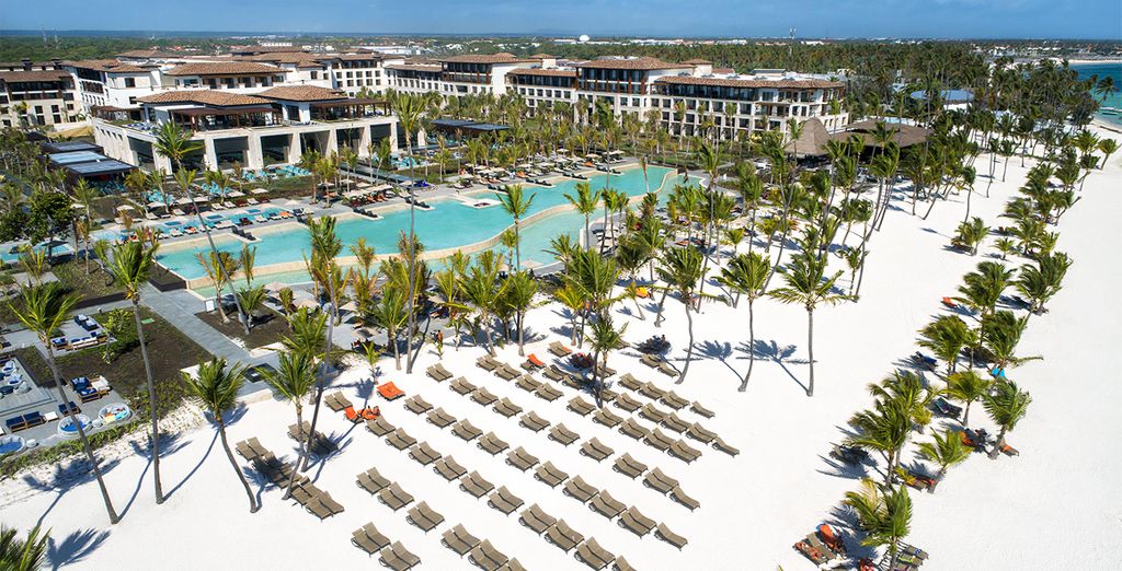Lopesan Costa Bávaro Resort Spa & Casino 5*