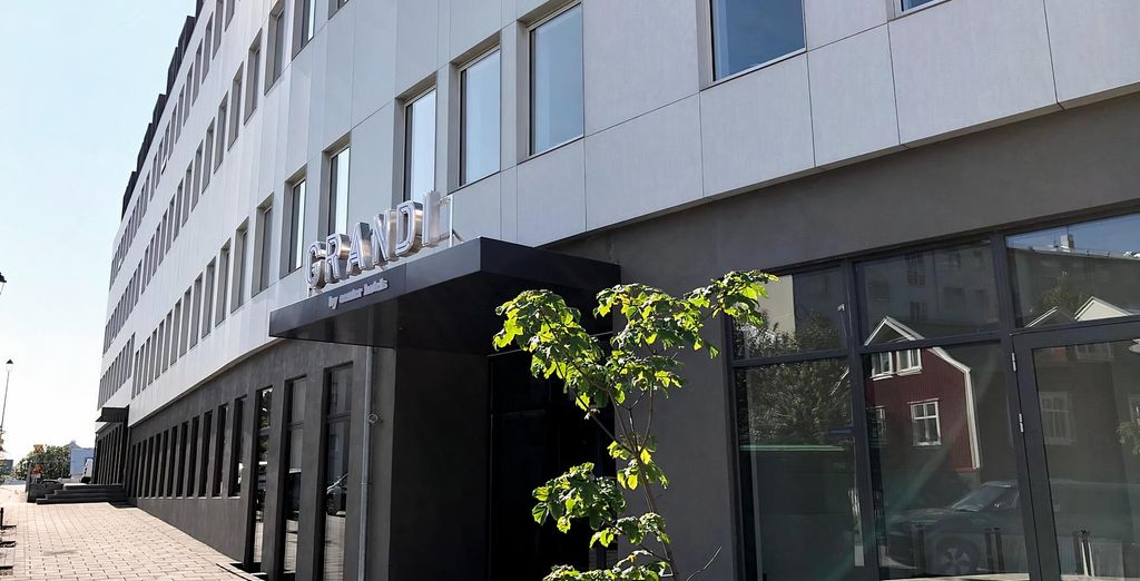 Grandi by Center Hotels 4*
