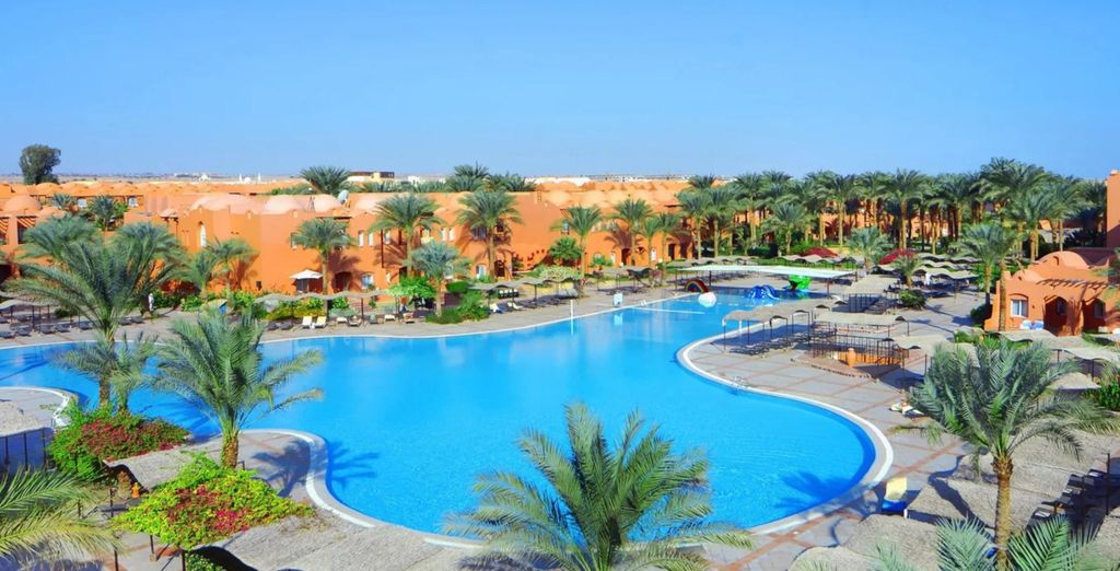 Jaz Makadi Oasis Resort 5*