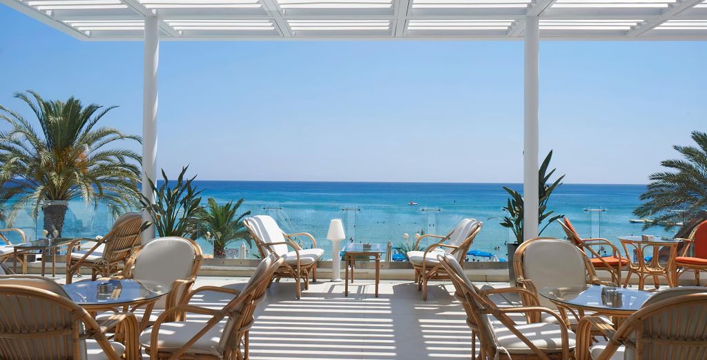 Sunrise Beach Hotel 4*