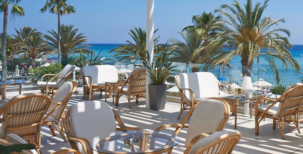 Sunrise Beach Hotel 4*