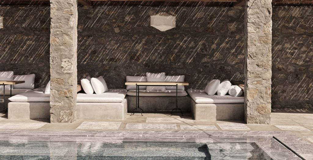 Nomad Mykonos 5*