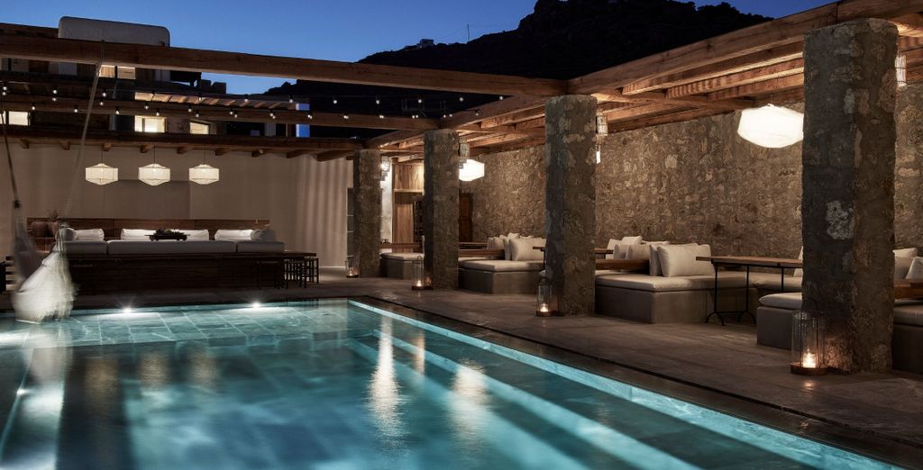 Nomad Mykonos 5*