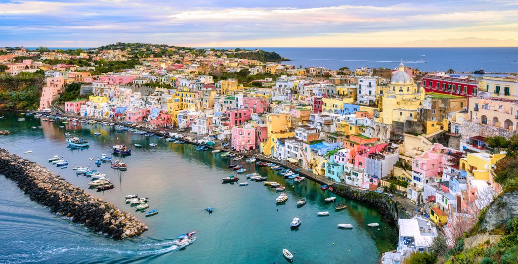 Tour di 5 o 7 notti di relax a Procida, Capri e Ischia