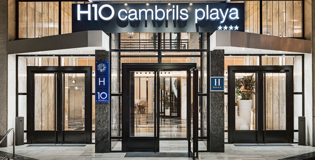 H10 Cambrils Playa 4*