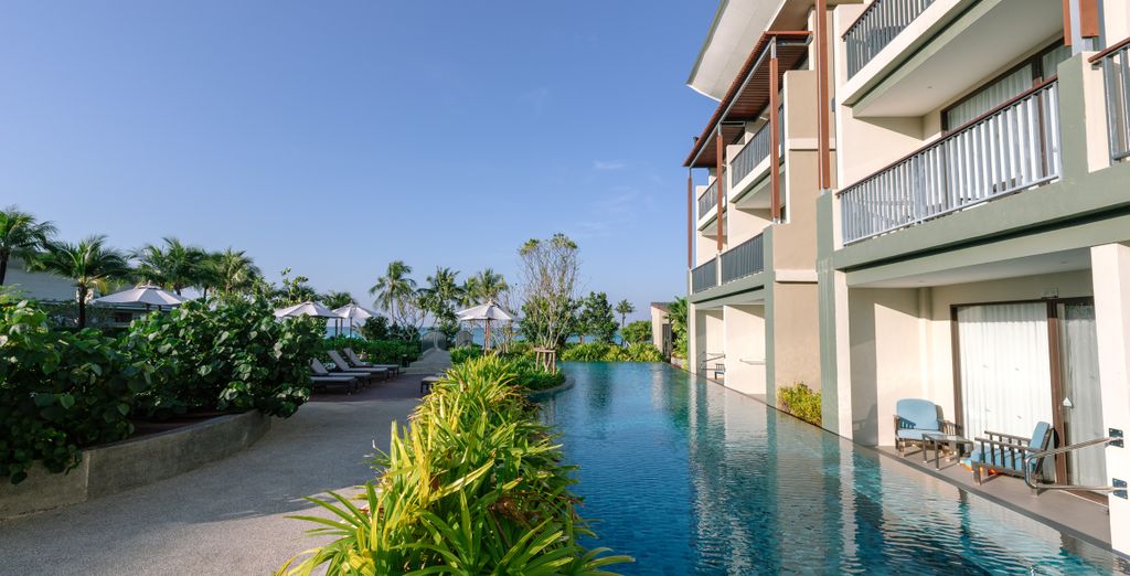 Le Meridien Khao Lak Beach & Spa Resort 5*