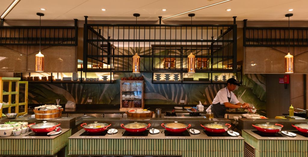 Radisson Suites Bangkok Sukhumvit 4* e Sofitel Krabi Phokeethra 5* con possibile estensione a Khao Lak