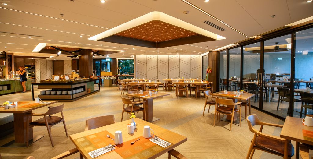 Radisson Suites Bangkok Sukhumvit 4* e Sofitel Krabi Phokeethra 5* con possibile estensione a Khao Lak