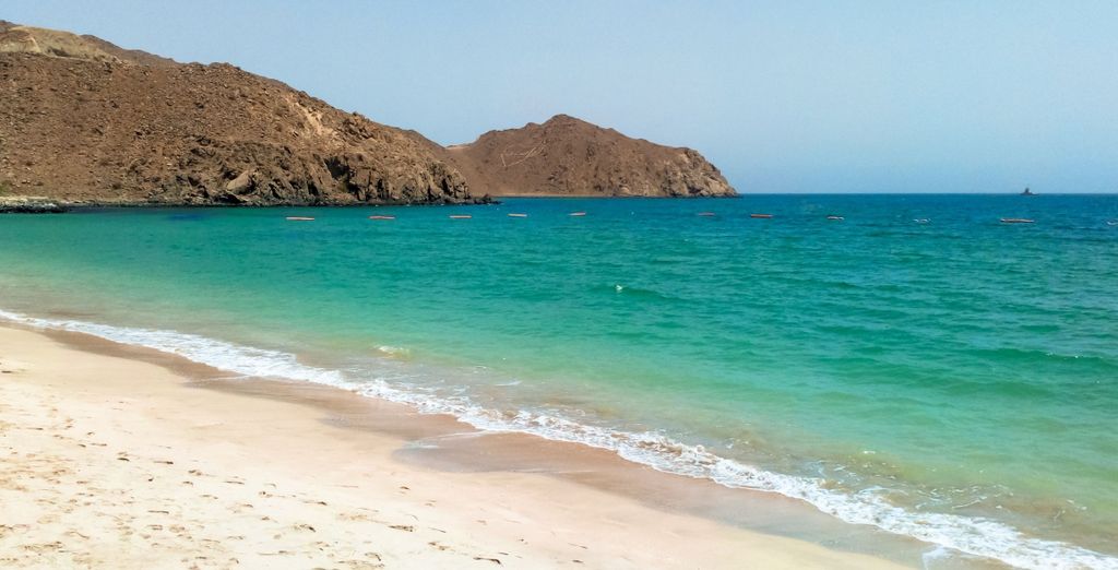 Combinato 5* InterContinental Fujairah Resort 5* e Grand Hyatt Dubai 5*