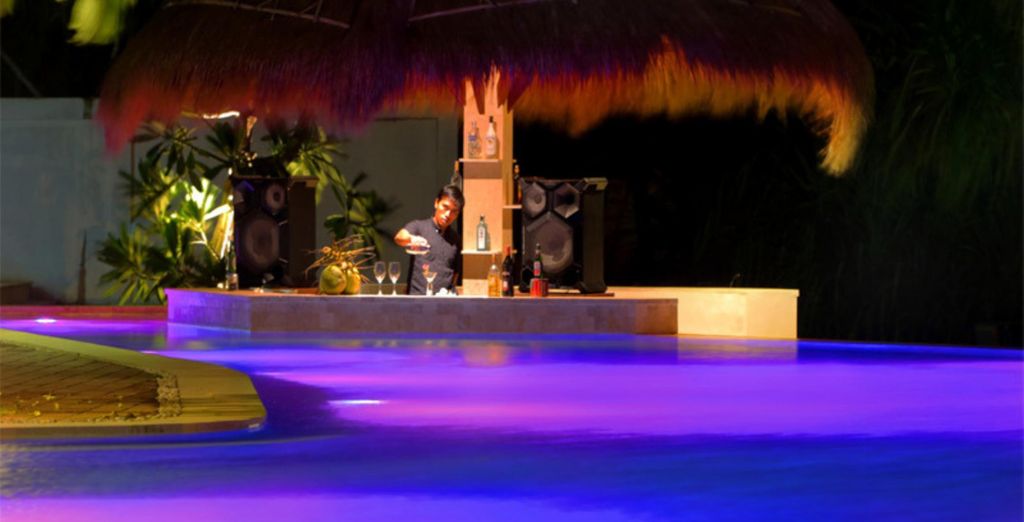 The Payogan Villa Resort & Spa 4*, Anema Wellness & Resort Gili Lombok 5* e The Leaf Jimbaran Luxury Villas 5*