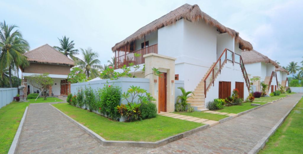 The Mansion Resort 4*, Anema Resort Gili Lombok 5* e Renaissance Bali Uluwatu Resort & Spa 5*