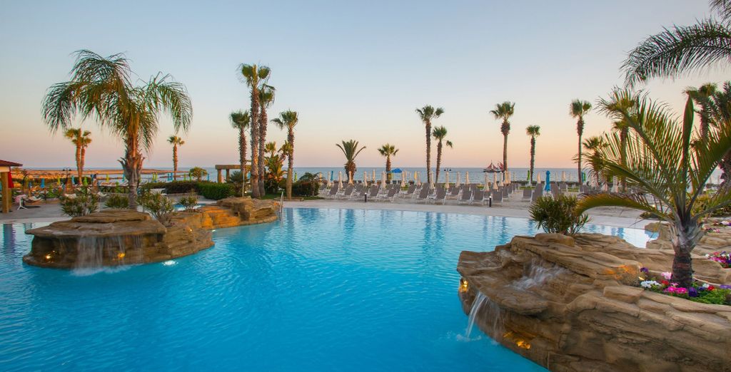 Leonardo Cypria Bay 4*