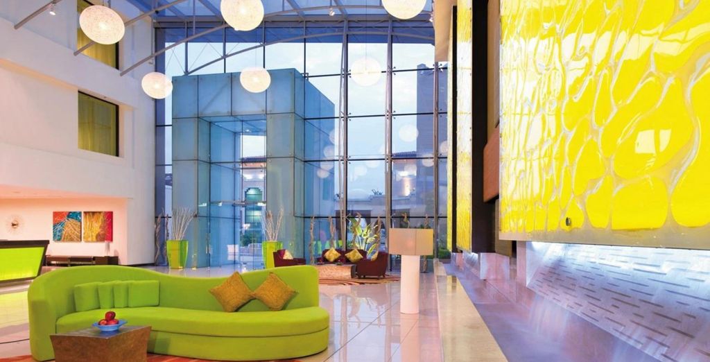 Traders Hotel Qaryat Al Beri 4*