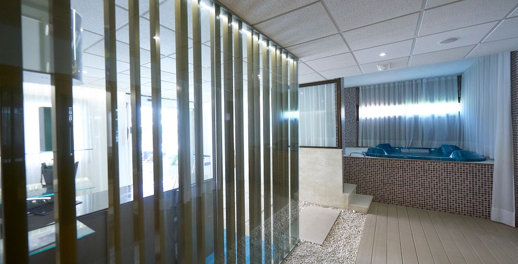 Hotel Fénix Torremolinos 4* - Adults Only