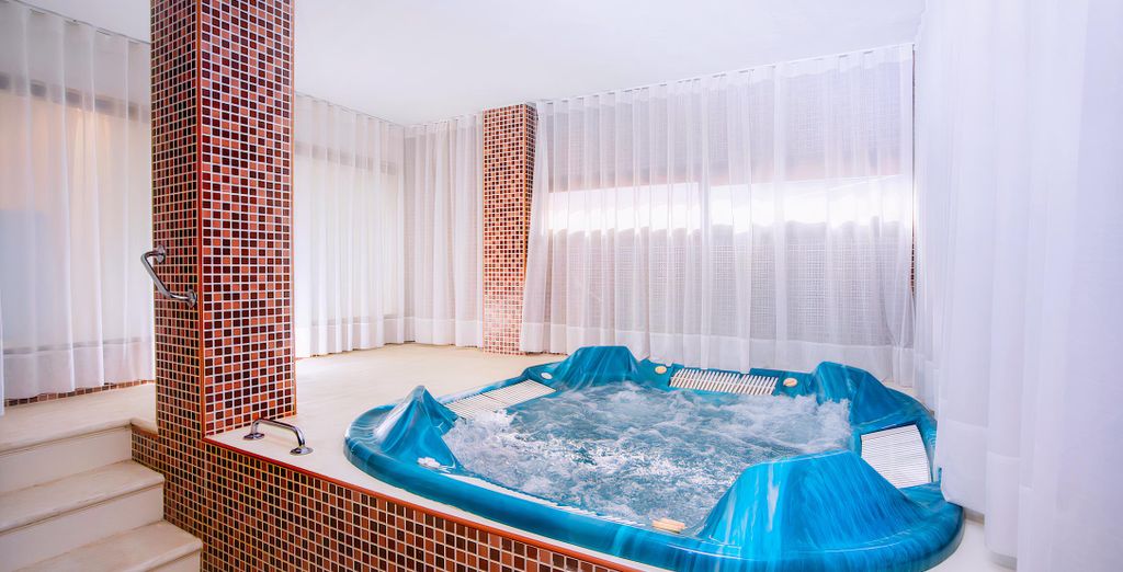 Hotel Fénix Torremolinos 4* - Adults Only