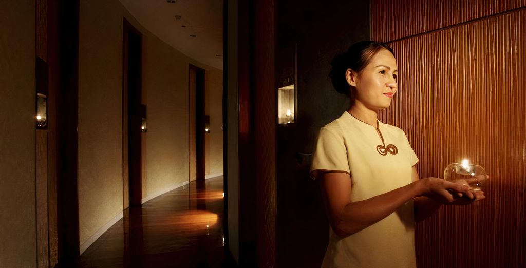Combinato 5* Centara Grand & Bangkok Convention Centre at Central World e Centara Grand Beach Resort Phuket 
