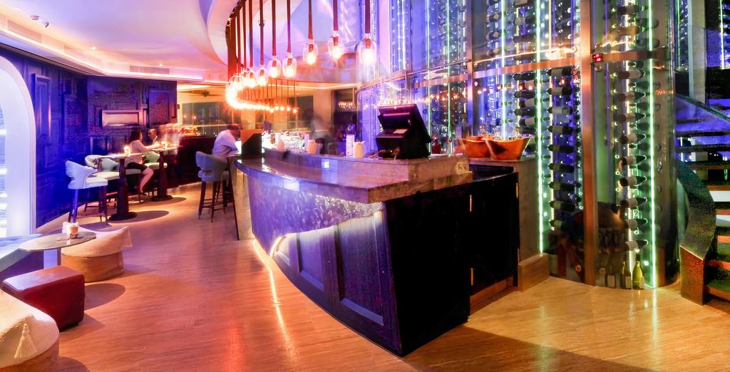 Combinato 5* Centara Grand & Bangkok Convention Centre at Central World e Centara Grand Beach Resort Phuket 