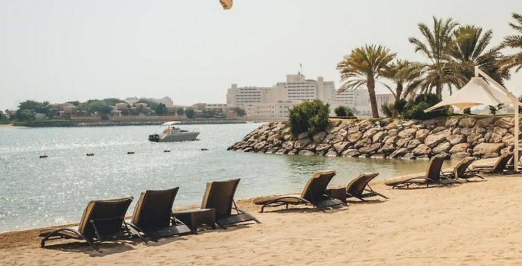 Traders Hotel Qaryat Al Beri 4*