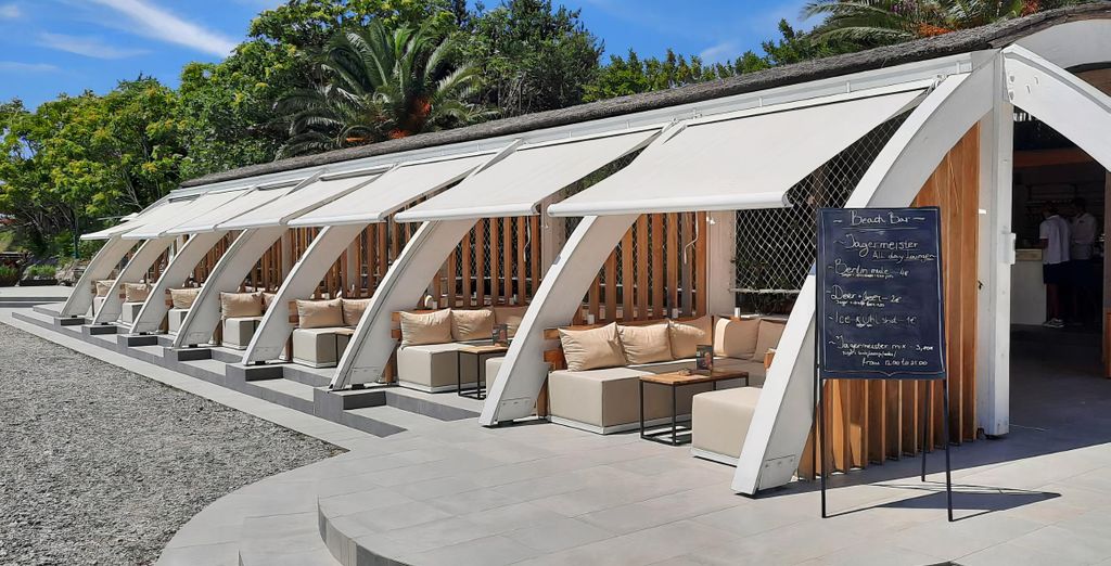 Lazure Hotel & Marina 5*