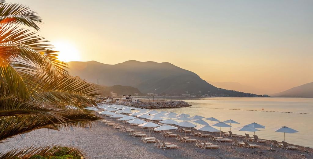 Lazure Hotel & Marina 5*