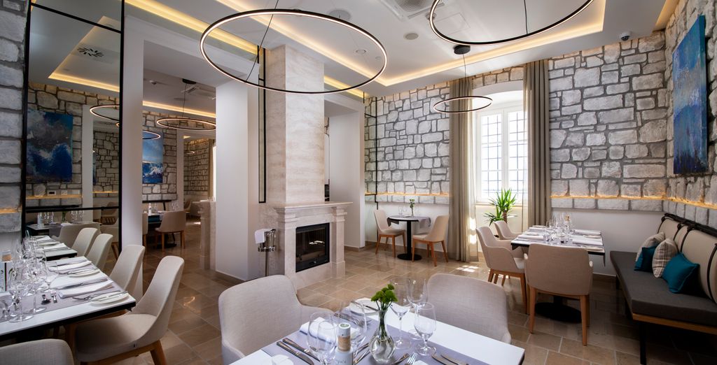 Lazure Hotel & Marina 5*