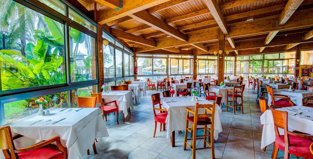 SBH Costa Calma Beach Resort 4*