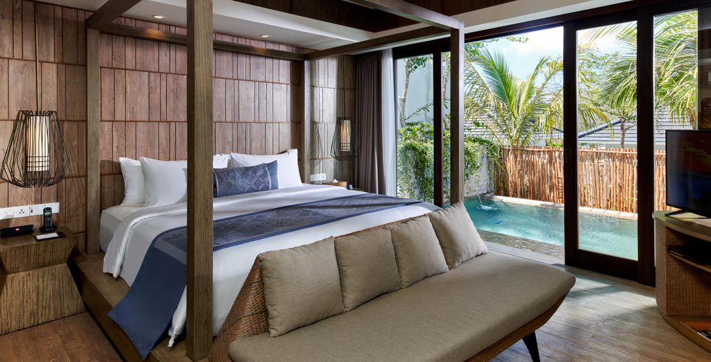 FuramaXclusive Resort & Villas 4*, Ombak Sunset 4* e Cross Bali Breakers 5*