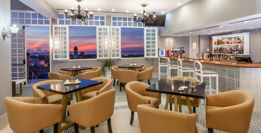 Combinato: Iberostar Parque Central 5*, Meliá San Carlos 4*, Iberostar Heritage Grand Trinidad 5* & Iberostar Tainos 4*