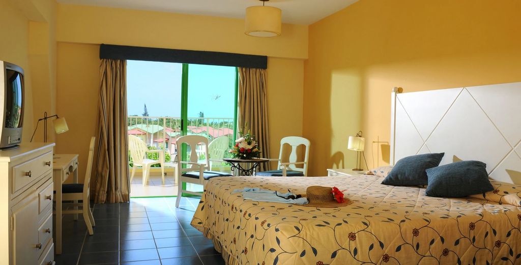 Combinato: Iberostar Parque Central 5*, Meliá San Carlos 4*, Iberostar Heritage Grand Trinidad 5* & Iberostar Tainos 4*